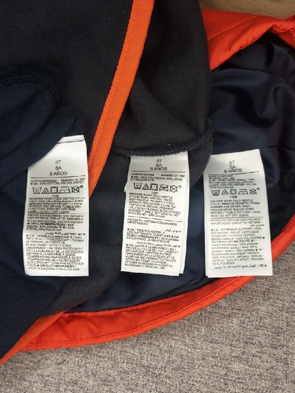 Old Navy 3-Piece Set Orange Quilted Jacket Colorblock Fleece T-Shirt Size 5T NWT